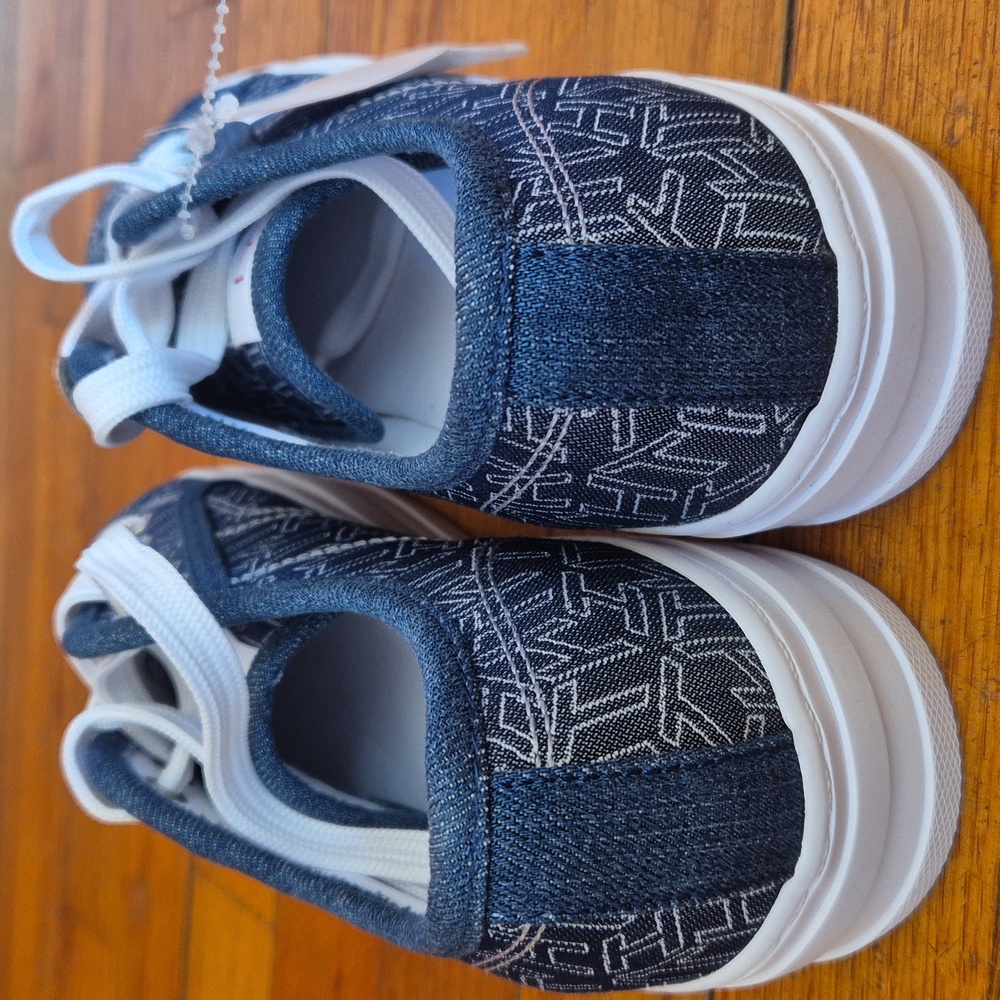 Tommy Hilfiger Womens Sneakers, size 6,5 NWOB - Picture 10 of 14
